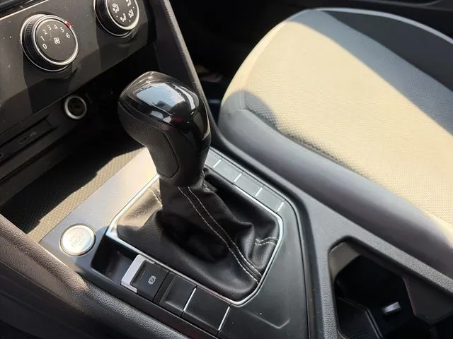Volkswagen Taos photo 34