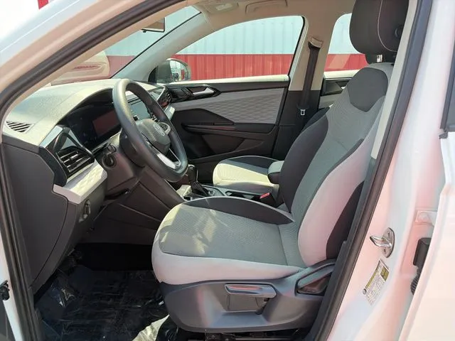 Volkswagen Taos photo 21