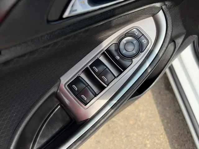 Chevrolet Malibu photo 25