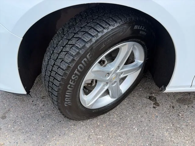 Chevrolet Malibu photo 16