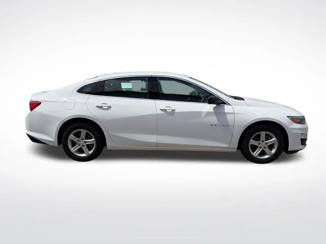 Chevrolet Malibu photo 8