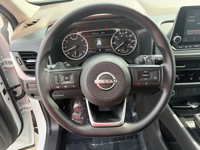 Nissan Rogue photo 27