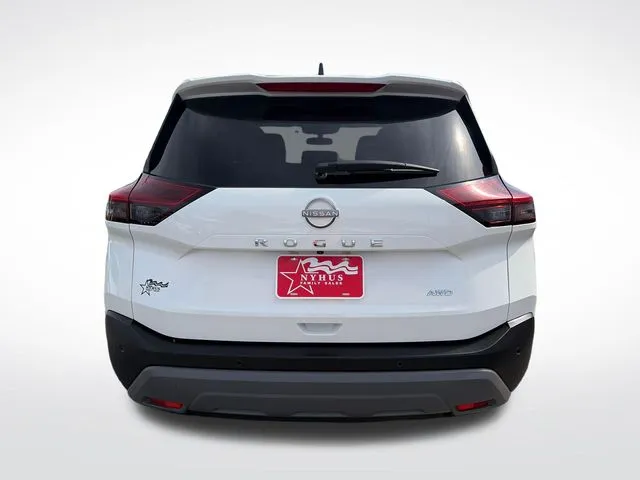 Nissan Rogue photo 5