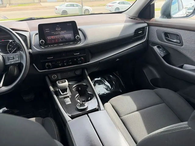 Nissan Rogue photo 32