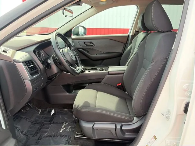 Nissan Rogue photo 21