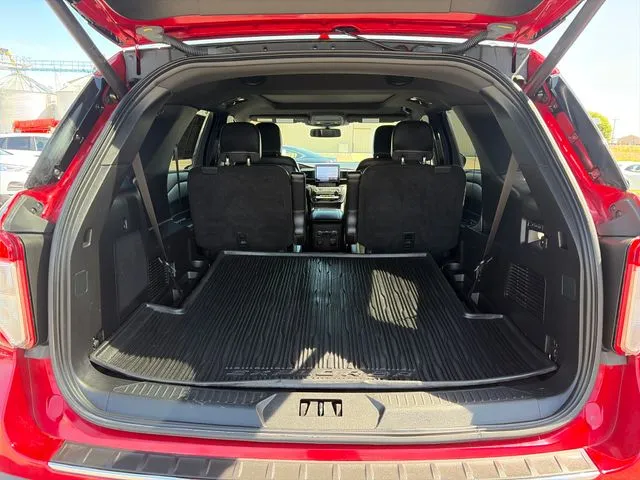 Ford Explorer photo 44