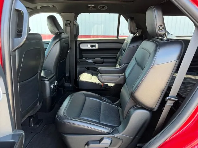 Ford Explorer photo 40