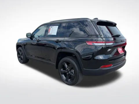 More photos of 2023 Jeep Grand Cherokee Altitude X at Nyhus Family Sales, MN