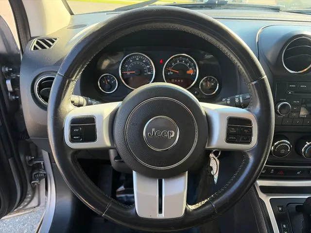 Jeep Compass photo 27