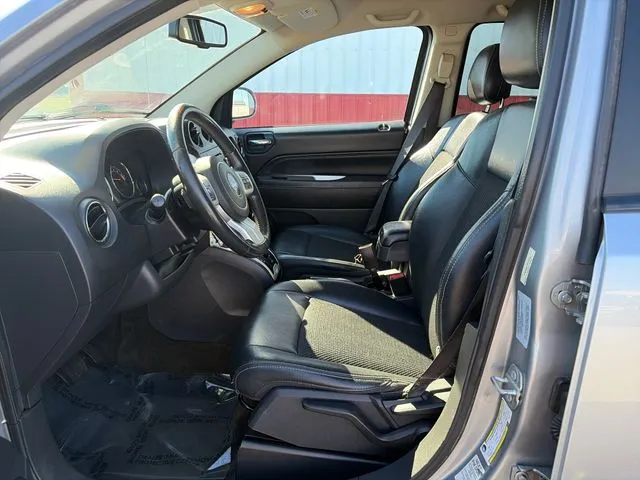 Jeep Compass photo 21