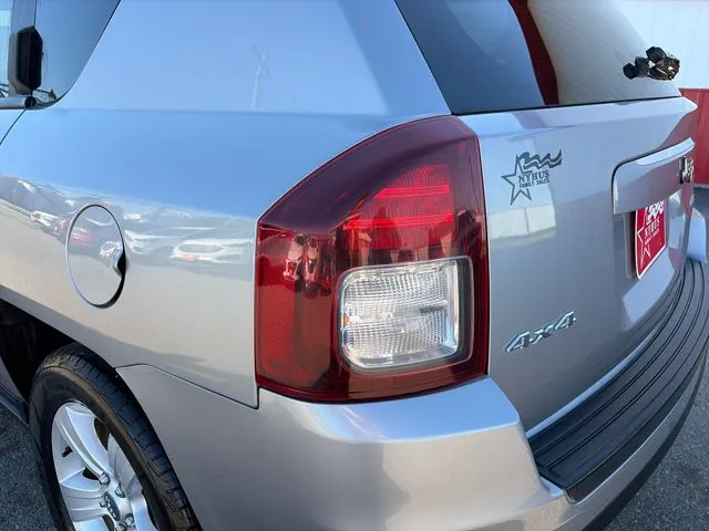 Jeep Compass photo 19