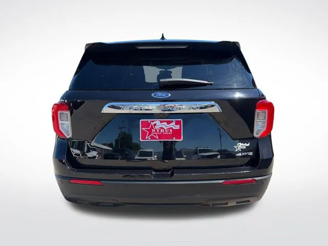 Ford Explorer photo 5