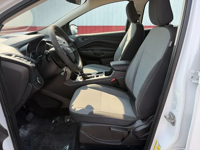 Ford Escape photo 21