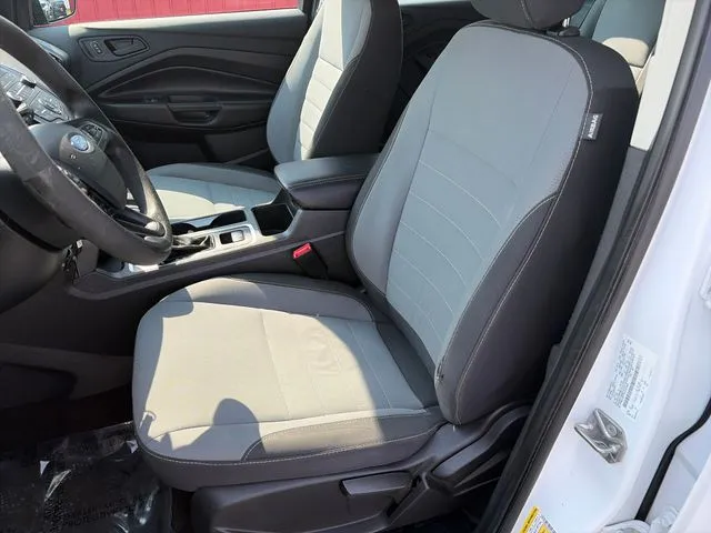 Ford Escape photo 37