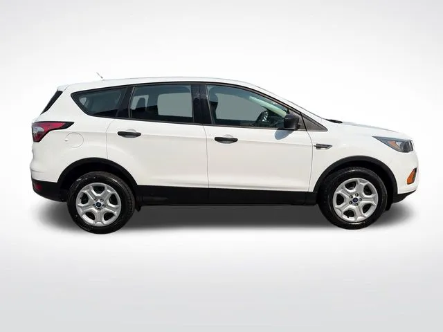 Ford Escape photo 8