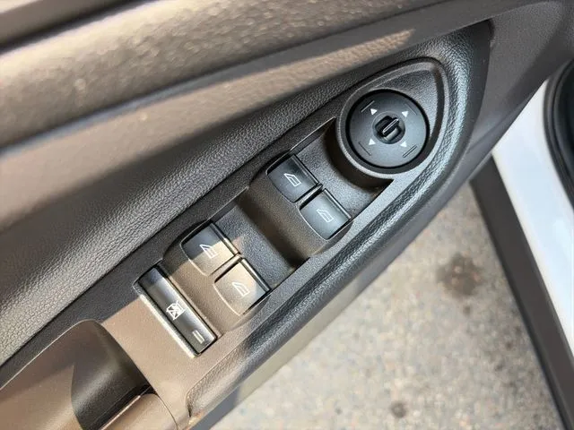 Ford Escape photo 25