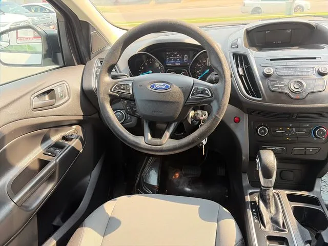 Ford Escape photo 29