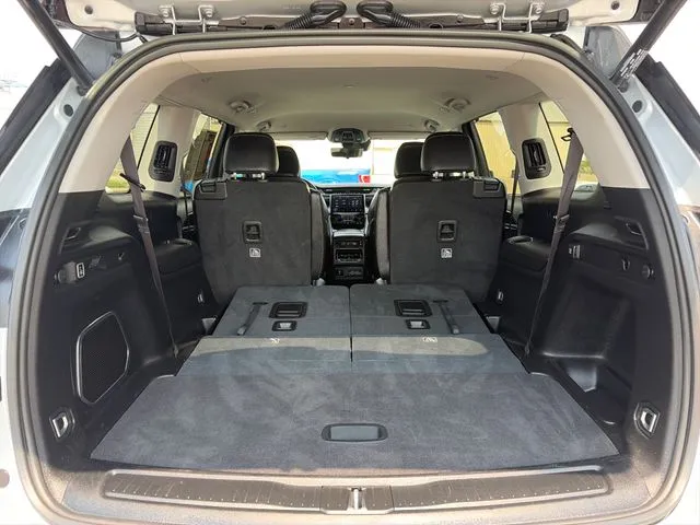 Jeep Grand Cherokee L photo 45