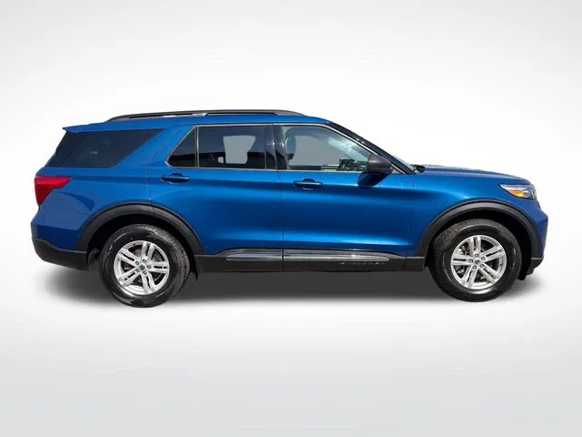 Ford Explorer photo 10