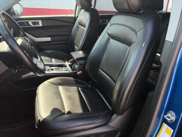 Ford Explorer photo 40
