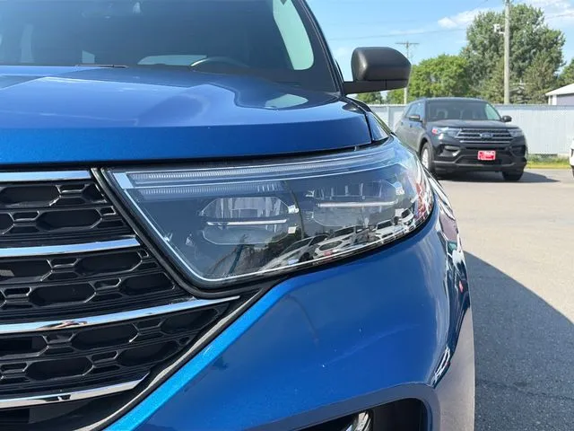 Ford Explorer photo 19