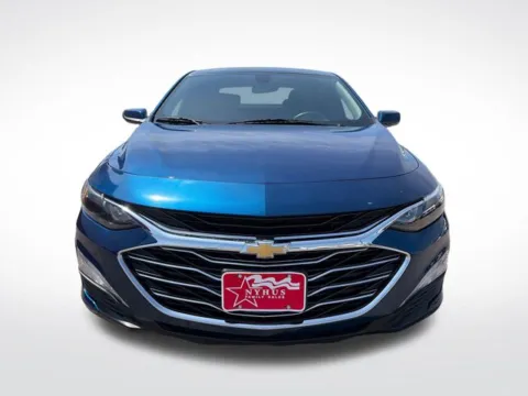 Photos of 2019 Chevrolet Malibu LT for sale in Perham, MN at Nyhus Family Sales