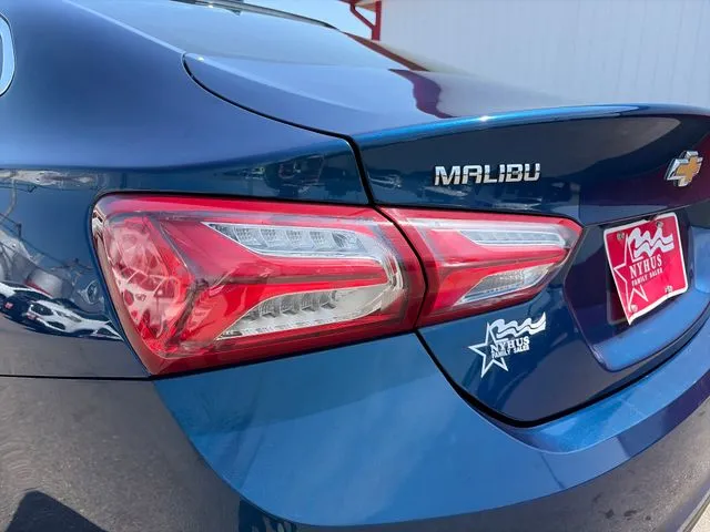 Chevrolet Malibu photo 20