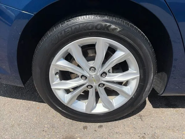 Chevrolet Malibu photo 16