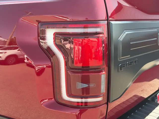 Ford F-150 photo 21