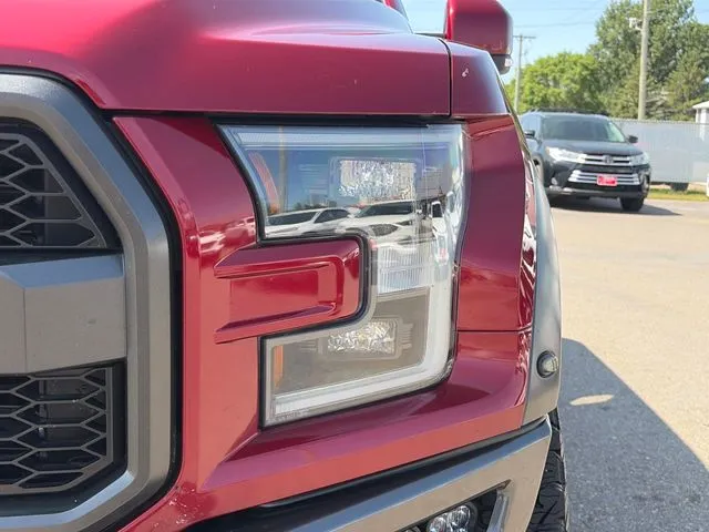 Ford F-150 photo 19