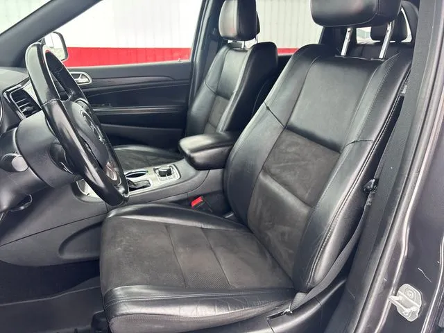 Jeep Grand Cherokee photo 37