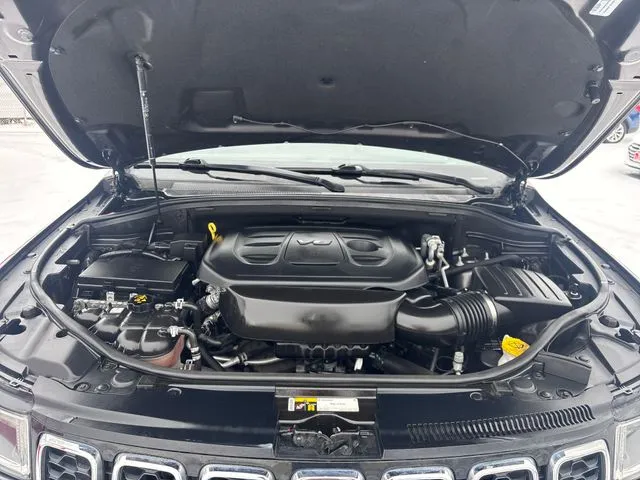 Jeep Grand Cherokee photo 50