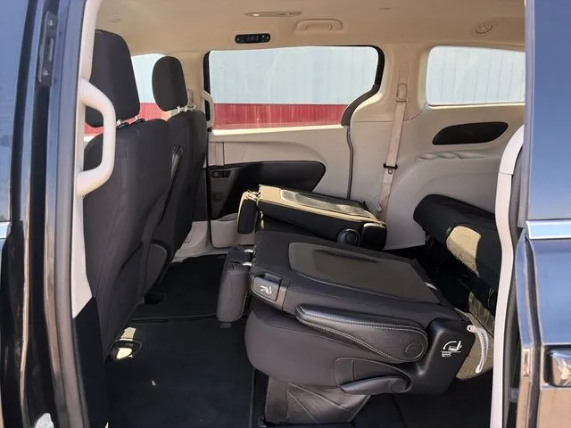Chrysler Voyager photo 41