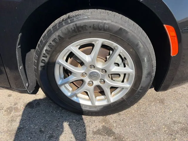 Chrysler Voyager photo 14