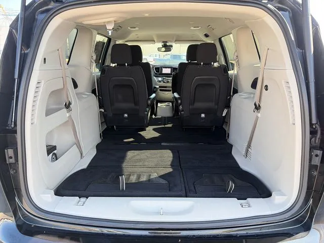 Chrysler Voyager photo 45