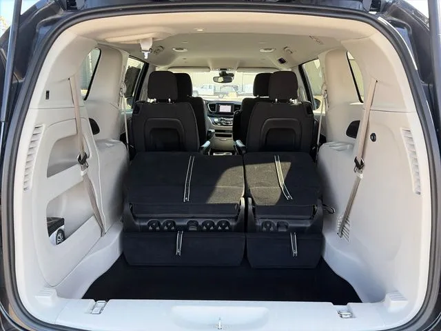 Chrysler Voyager photo 44