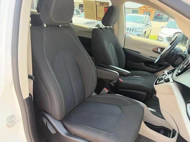 Chrysler Voyager photo 37