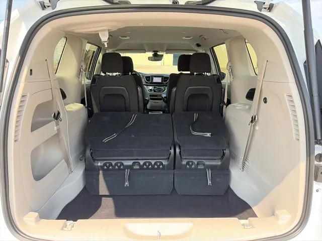 Chrysler Voyager photo 43
