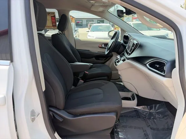 Chrysler Voyager photo 23