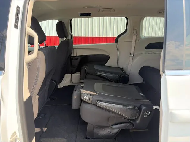 Chrysler Voyager photo 40