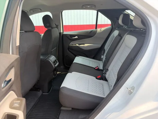 Chevrolet Equinox photo 38