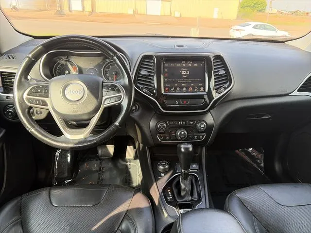 Jeep Cherokee photo 33
