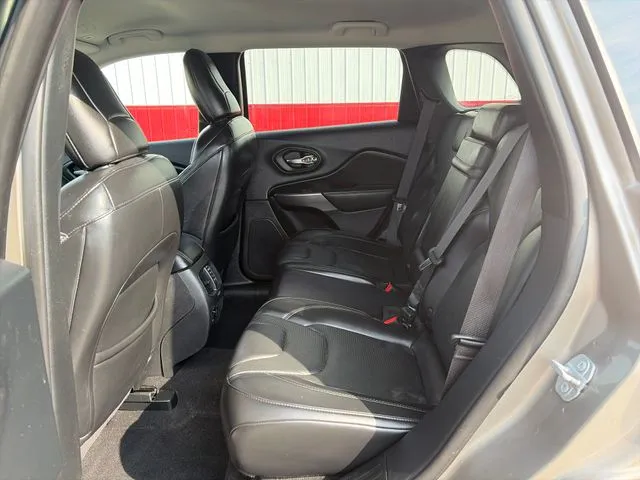 Jeep Cherokee photo 41