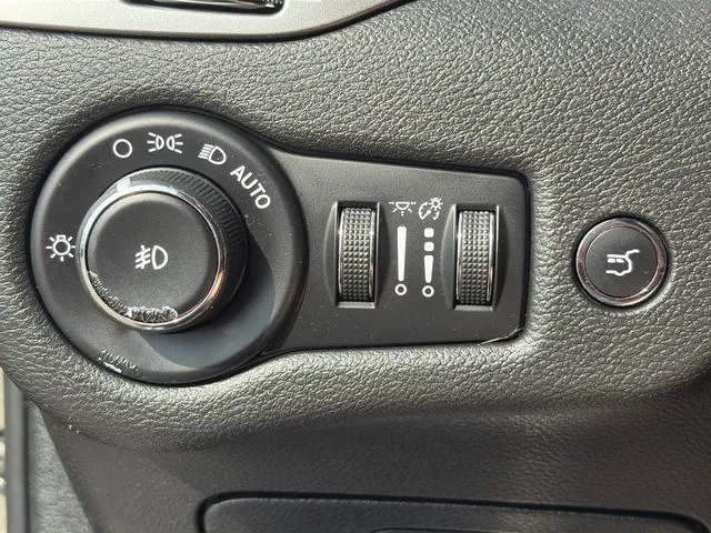 Jeep Cherokee photo 59