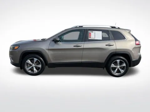 Another view of 2019 Jeep Cherokee Limited for sale in Perham, MN at Nyhus Family Sales
