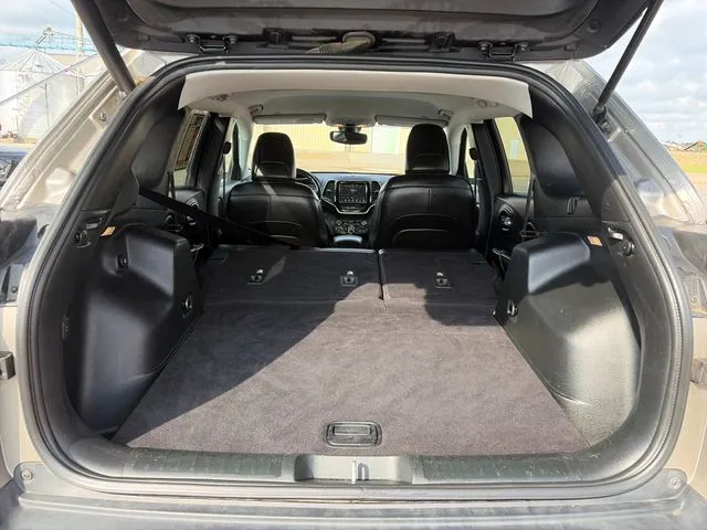 Jeep Cherokee photo 43