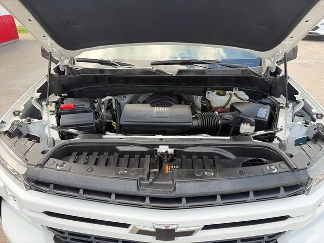 Chevrolet Silverado photo 50