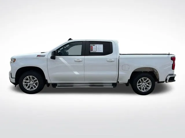 Chevrolet Silverado photo 3