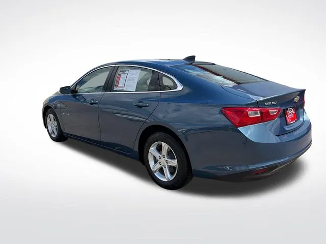 Chevrolet Malibu photo 4