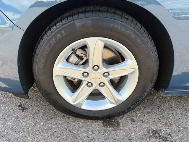Chevrolet Malibu photo 11